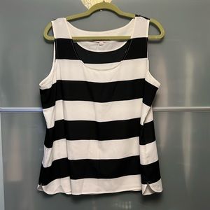 Loft size xl black and white striped tank